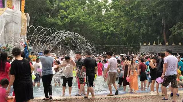 西双版纳旅游2.jpg
